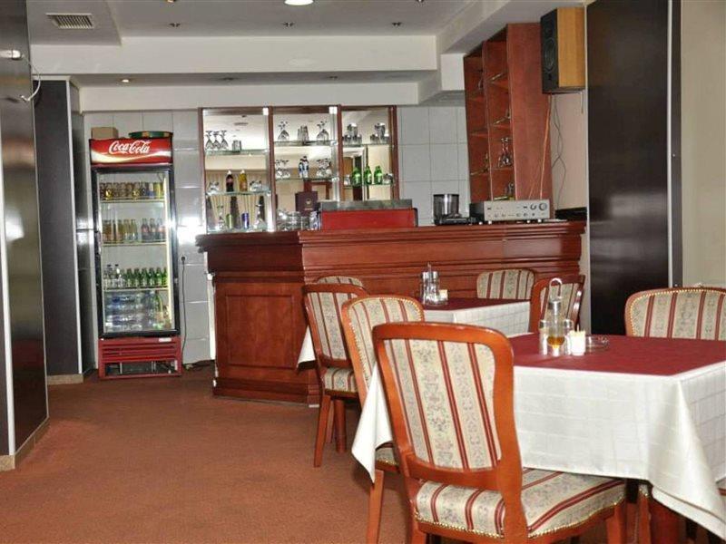 Hotel Atlas Novi Pazar Kültér fotó