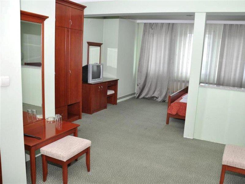 Hotel Atlas Novi Pazar Kültér fotó