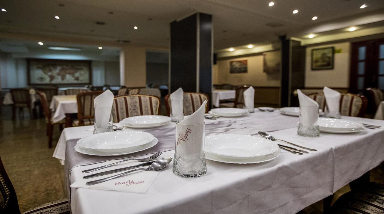 Hotel Atlas Novi Pazar Kültér fotó